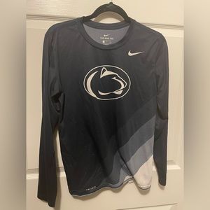 Penn State Nittany Lions Men’s Small Dri Fit Athletic Long Sleeve Ombré colors